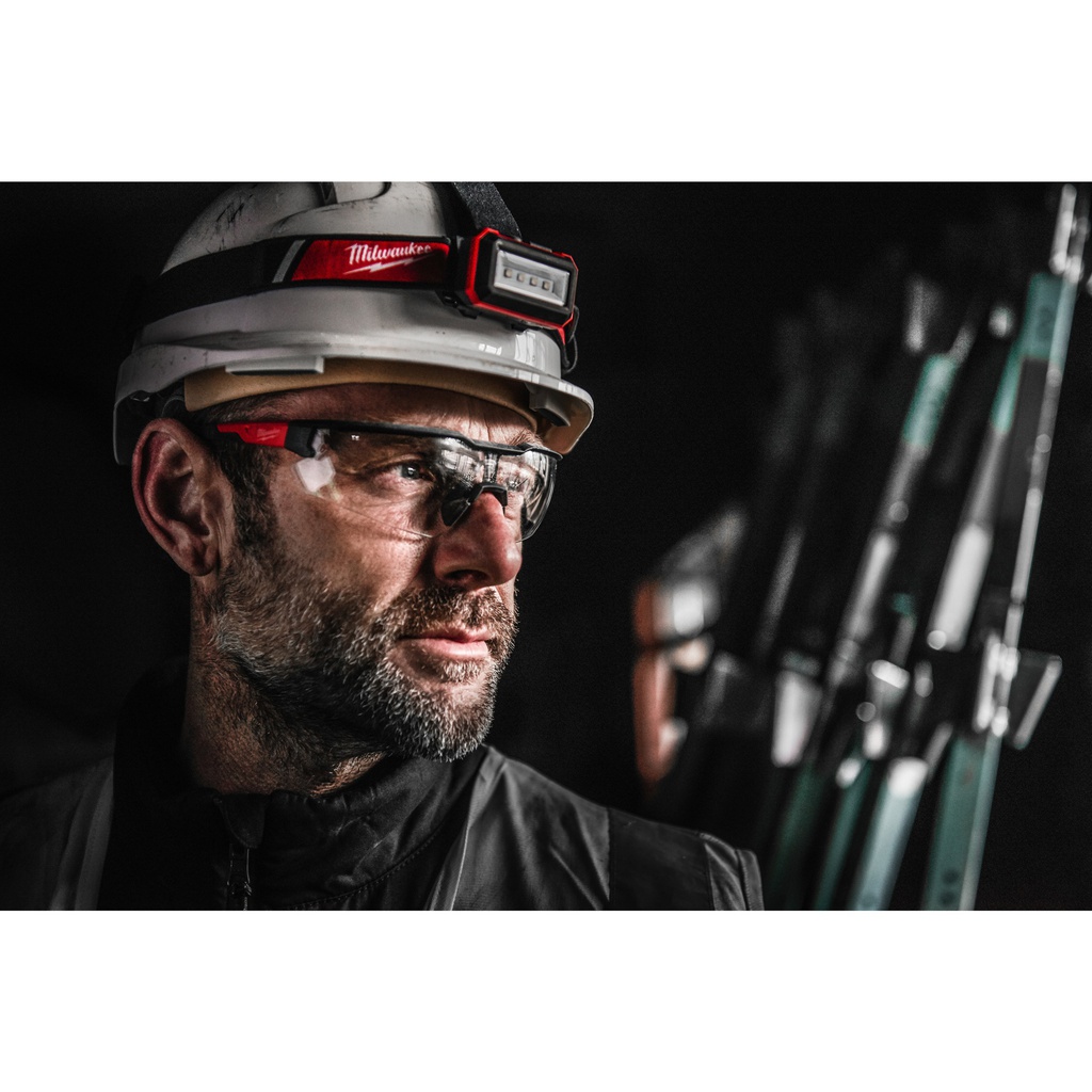 Okulary_ochronne_Milwaukee_Clear_Safety_Glasses_2