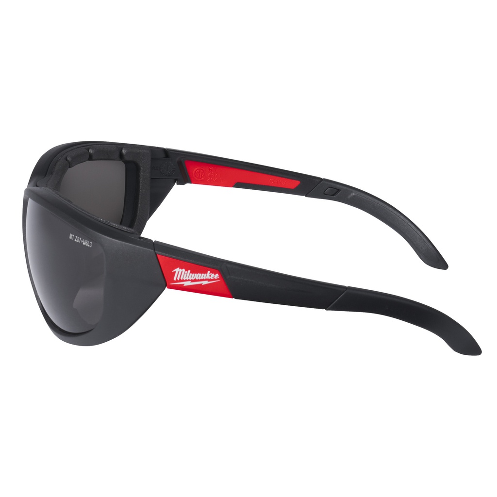 Okulary_ochronne_premium_z_uszczelką_Milwaukee_Premium_Polarised_Safety_Glasses_with_Gasket_-1pc_9