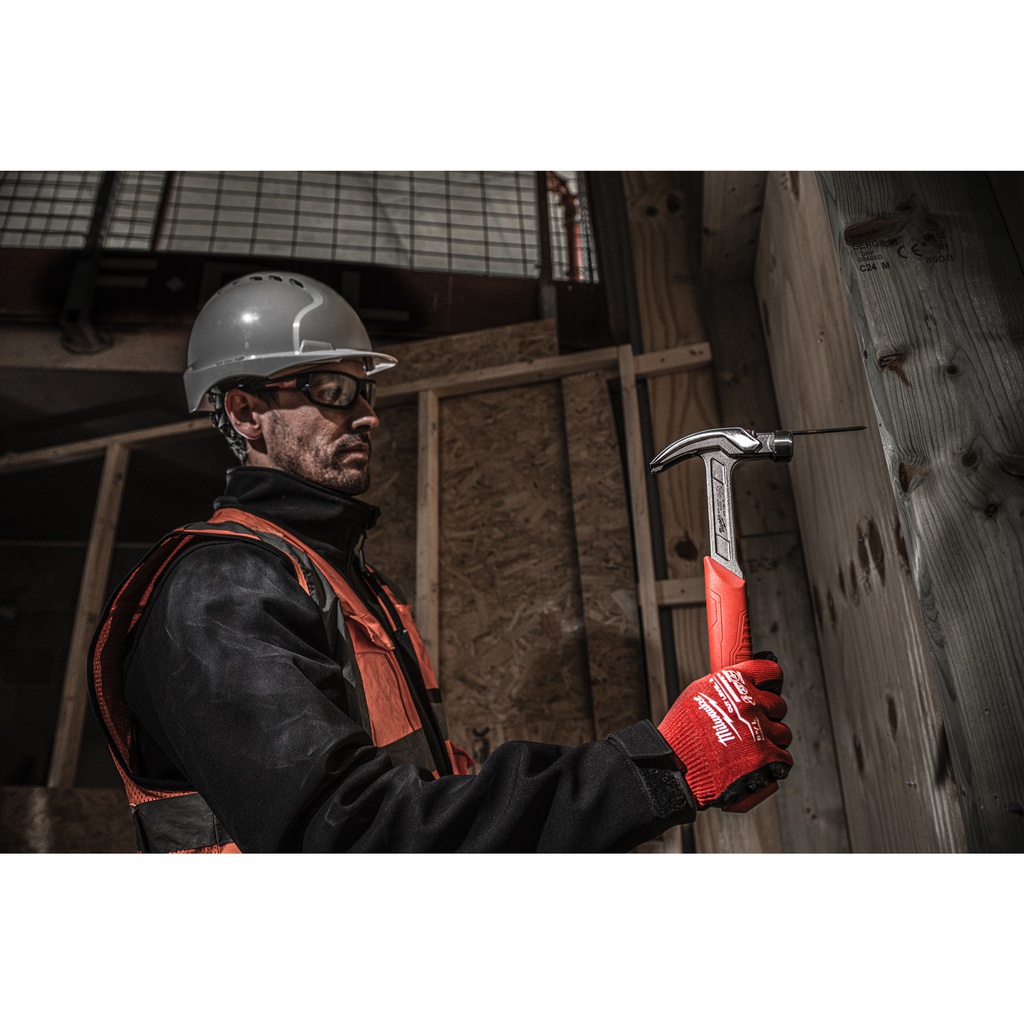 Młotek_ciesielski_z_trzonkiem_stalowym,_pazur_zakrzywiony_Milwaukee_Steel_Curved_Claw_Hammer_20oz_/_570g_7