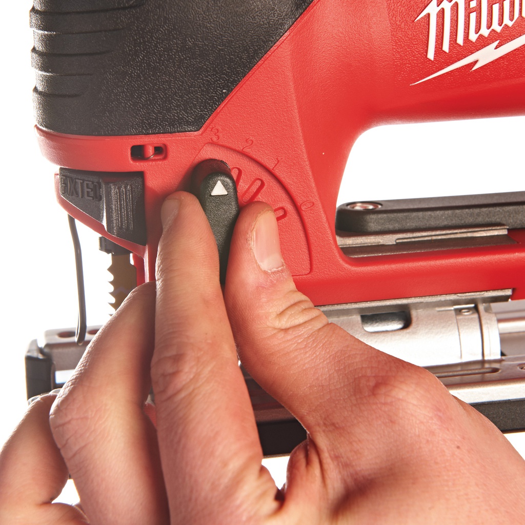 Heavy_Duty_Wyrzynarka_z_uchwytem_korpusowym_Milwaukee_JS_120_X_7