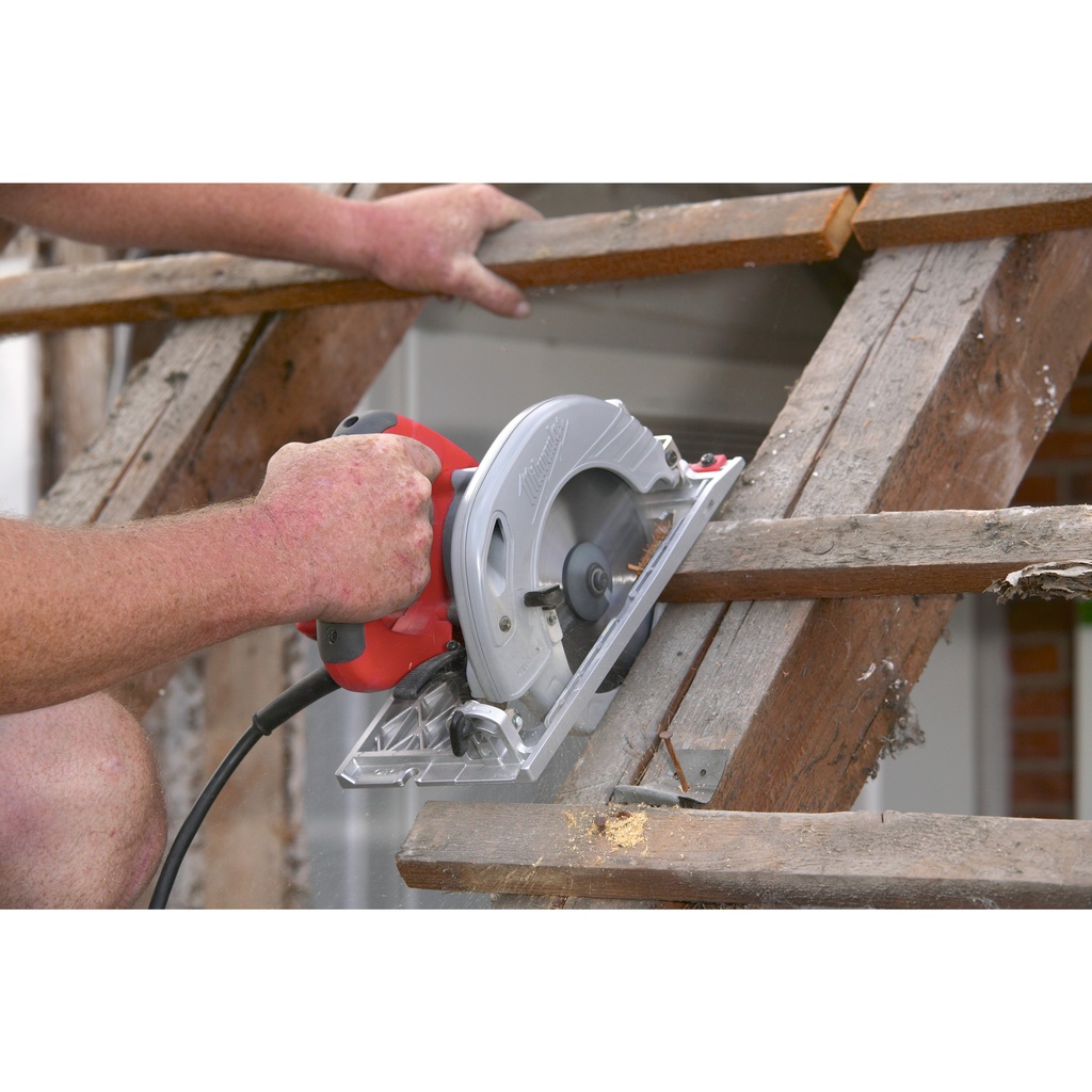 Pilarka_tarczowa_165_mm_(głębokość_cięcia_56_mm)_Milwaukee_CS_55_3