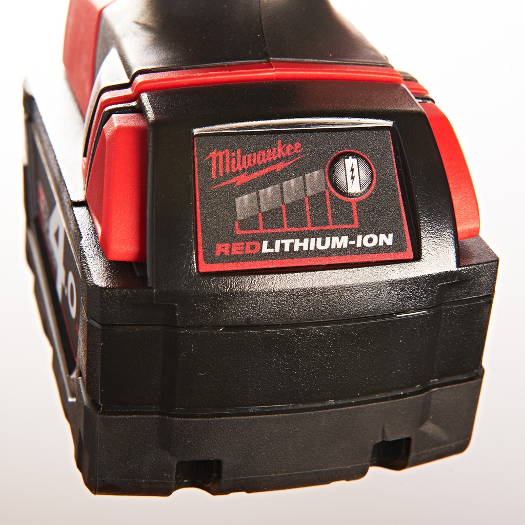 M18™_Kompaktowa_piła_szablasta_HACKZALL™_Milwaukee_C18_HZ-0_9