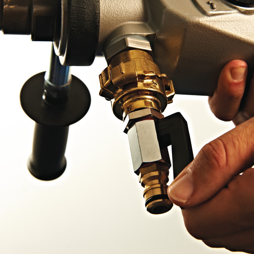 3-biegowa_wiertnica_diamentowa_kombi_Milwaukee_DD_3-152_1