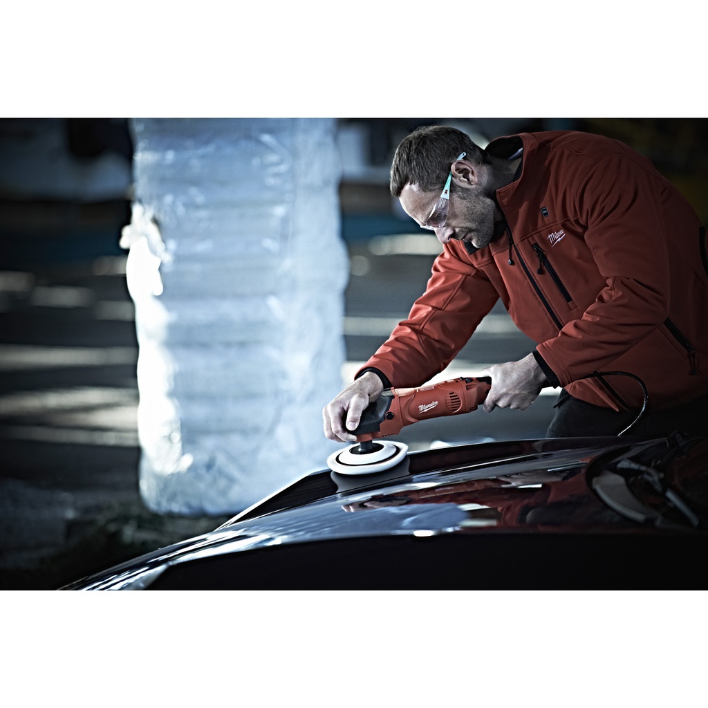 Polerka_o_mocy_1450W_Milwaukee_AP_14-2_200_E_4