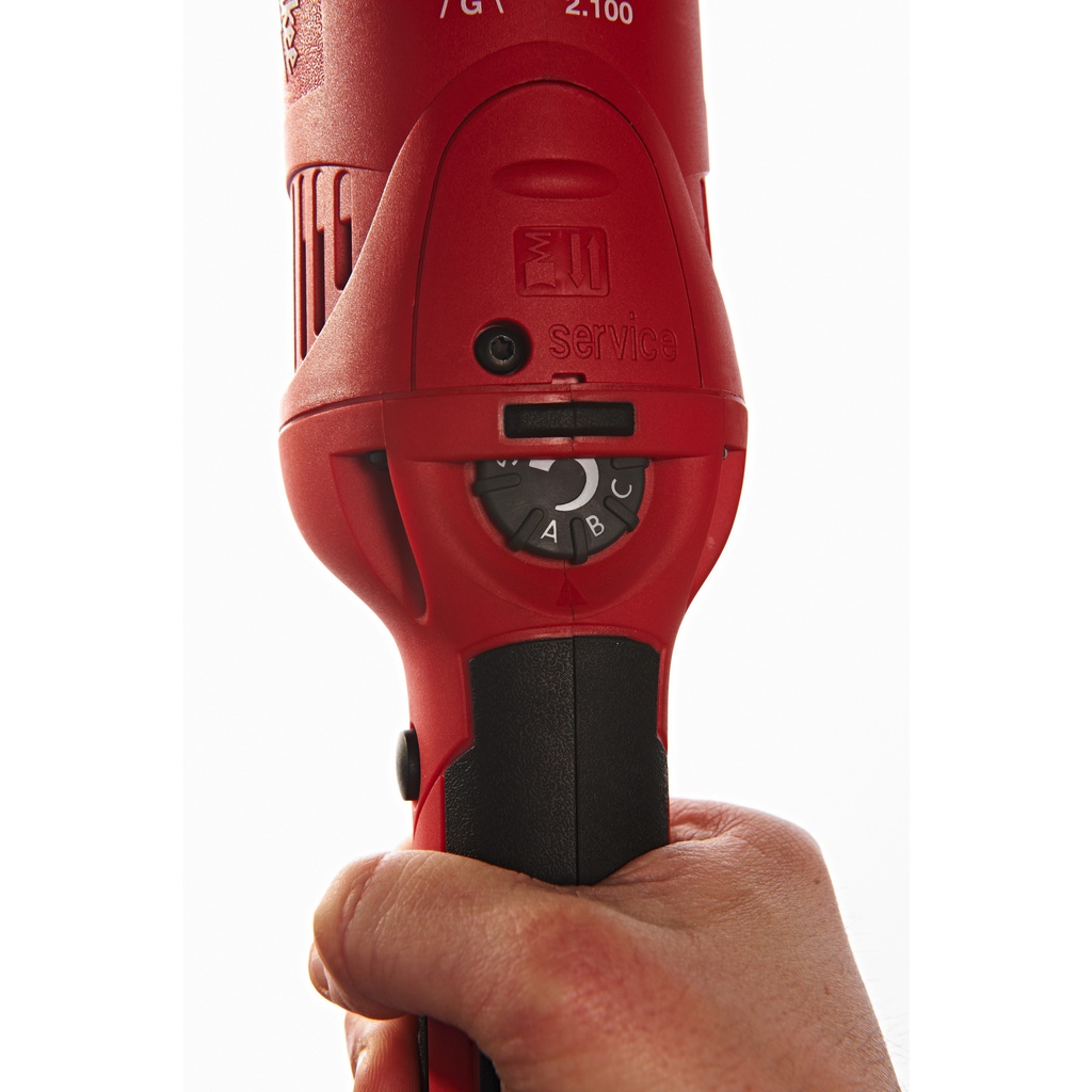 Polerka_o_mocy_1450W_Milwaukee_AP_14-2_200_E_12