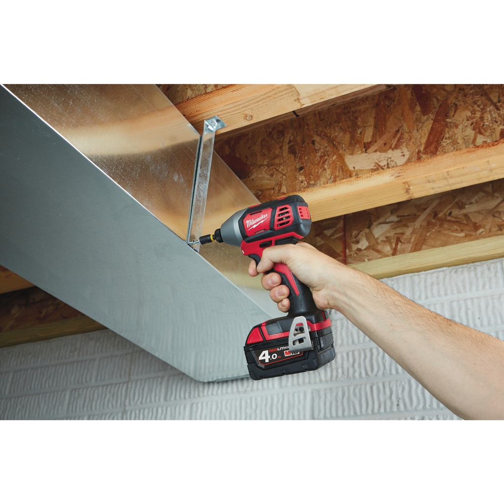 M18™_powerpack_Milwaukee_M18_BPP2D-402C_2