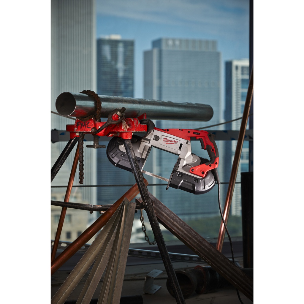 Pilarka_taśmowa_do_głębokiego_cięcia_Milwaukee_BS_125_5