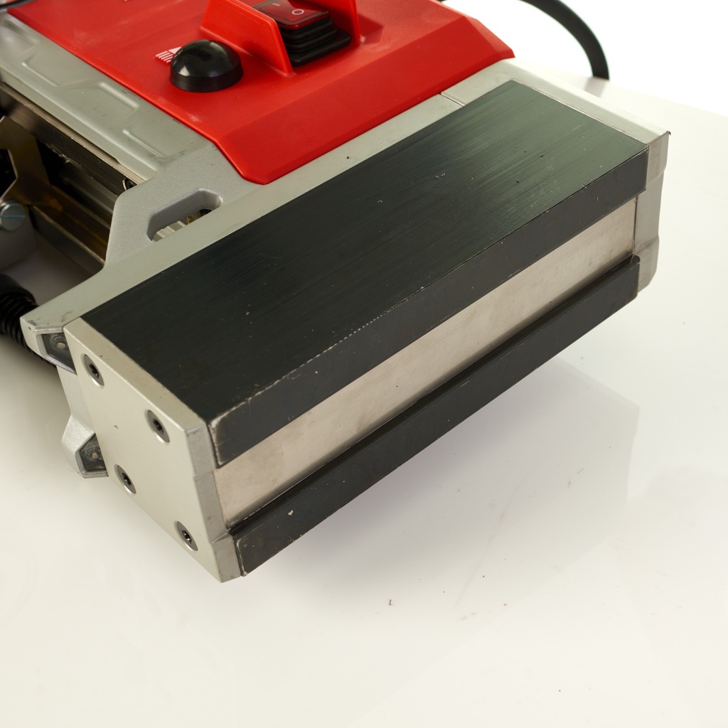 Wiertarka_magnetyczna_z_elektromagnesem_Milwaukee_MDE_41_12