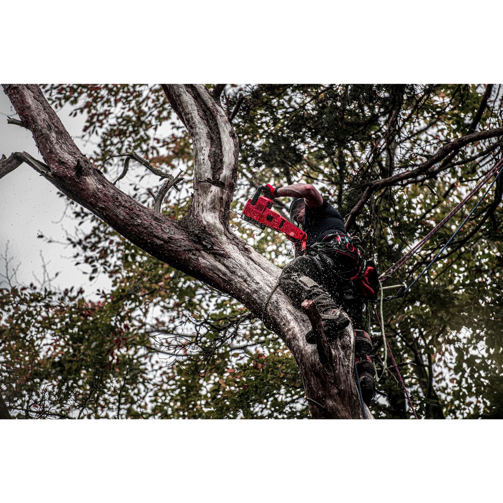 M18_FUEL™_Pilarka_łańcuchowa_40_cm_Milwaukee_M18_FCHS-121_4