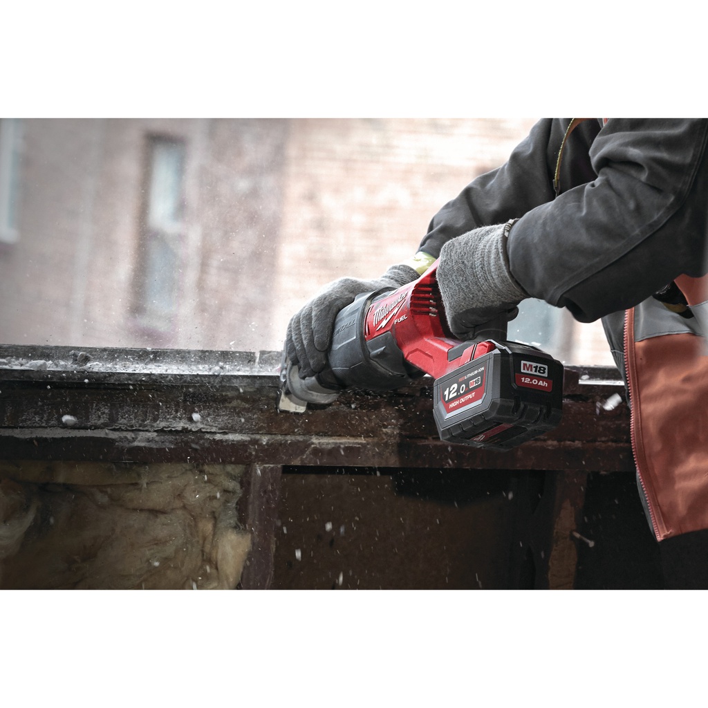 M18_FUEL™_Piła_szablasta_Super_SAWZALL™_Milwaukee_M18_FSX-121C_2