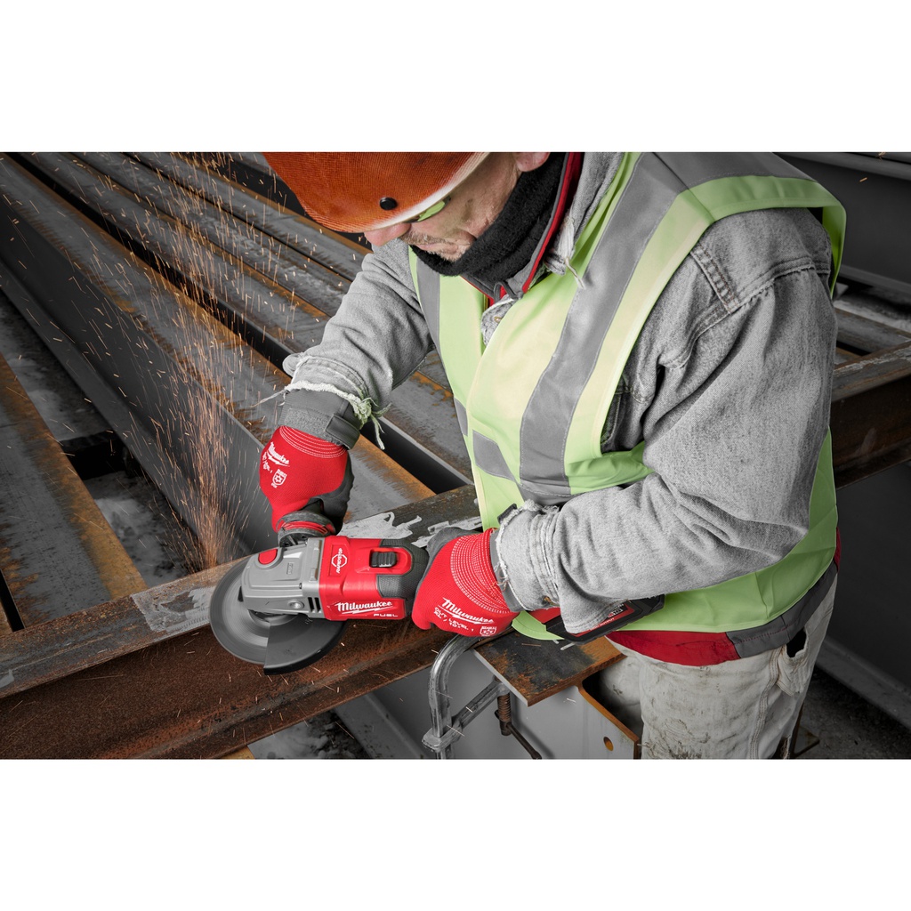 M18_FUEL™_szlifierka_kątowa_125_mm_z_włącznikiem_suwakowym_Milwaukee_M18_FHSAG125XB-0X_4