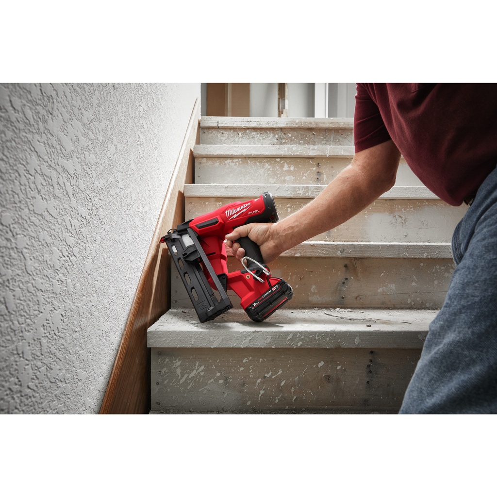 M18_FUEL_Gwoździarka_16_GA_Milwaukee_M18_FN16GA-202X_5