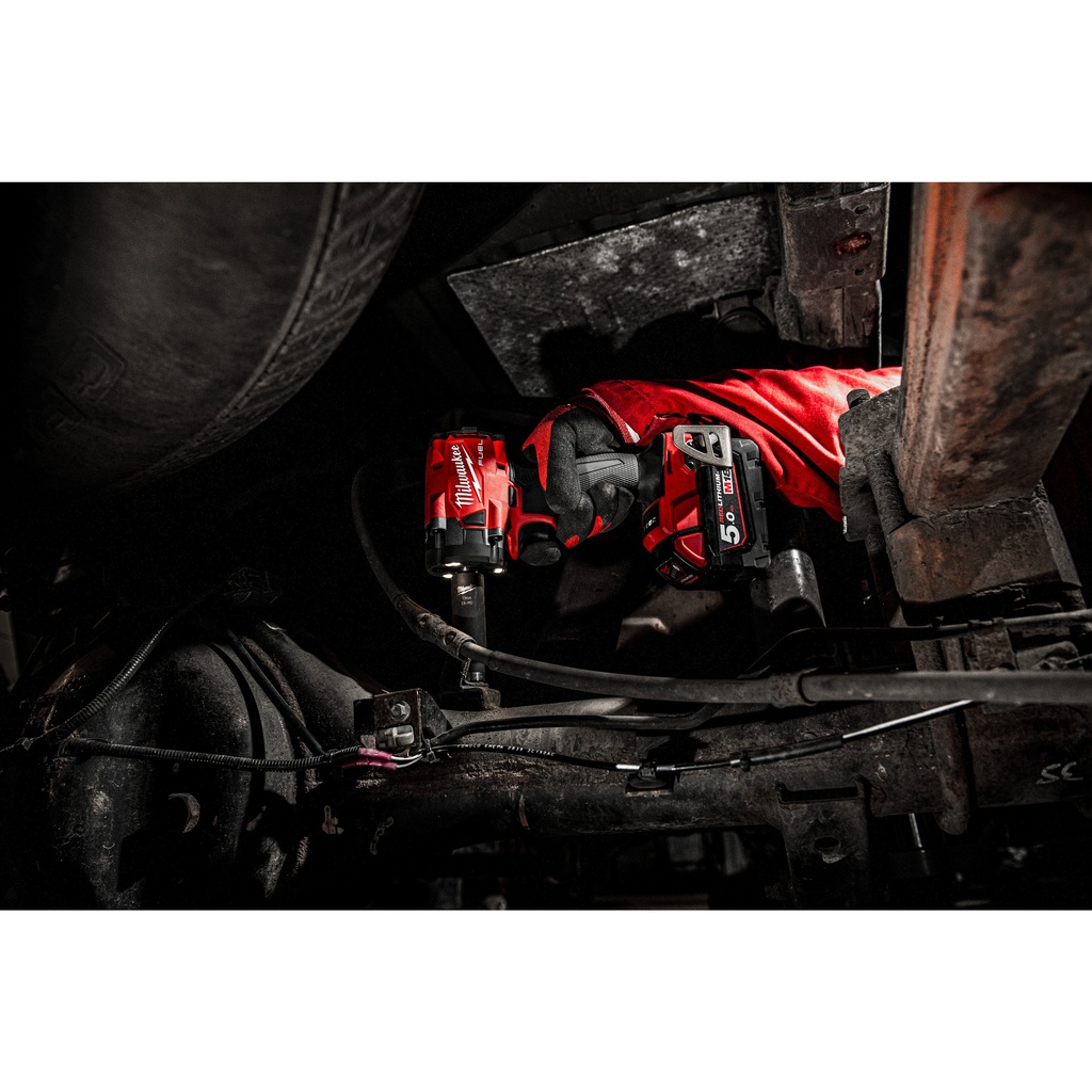 M18_FUEL™_Kompaktowy_klucz_udarowy_1/2˝_z_pierścieniem_ciernym_Milwaukee_M18_FIW2F12-502X_2