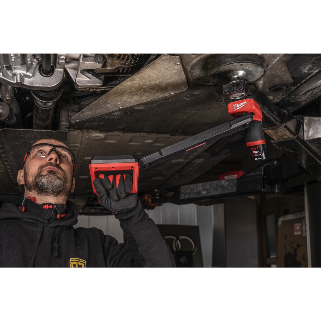 M12™_Oświetlenie_podwozia_Milwaukee_M12_UCL-0_3