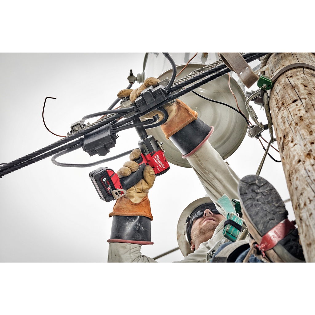 M18_FUEL™_Klucz_udarowy_3/8˝_o_średnim_momencie_obrotowym_z_pierścieniem_ciernym_Milwaukee_M18_FMTIW2F38-0X_4