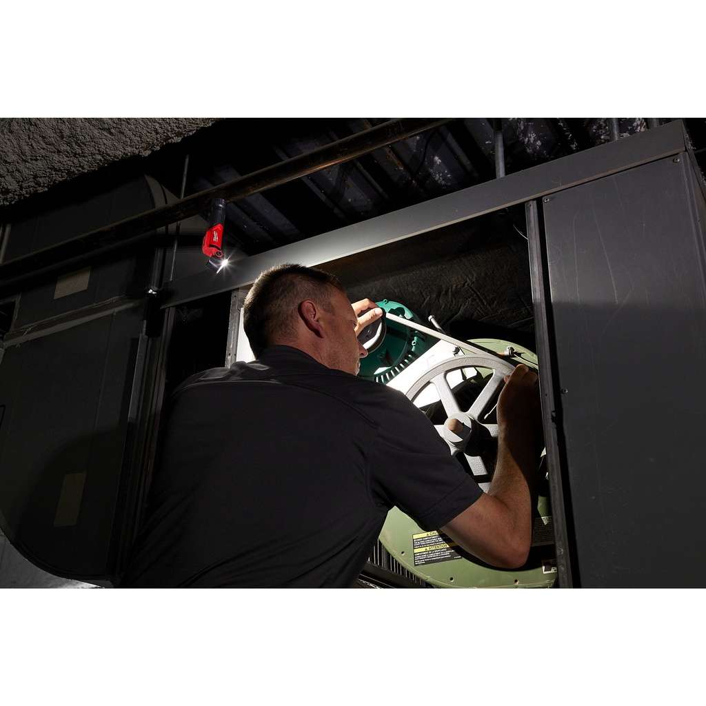 Lampa_obrotowa_robocza_z_ładowaniem_USB_Milwaukee_L4_PWL-301_1