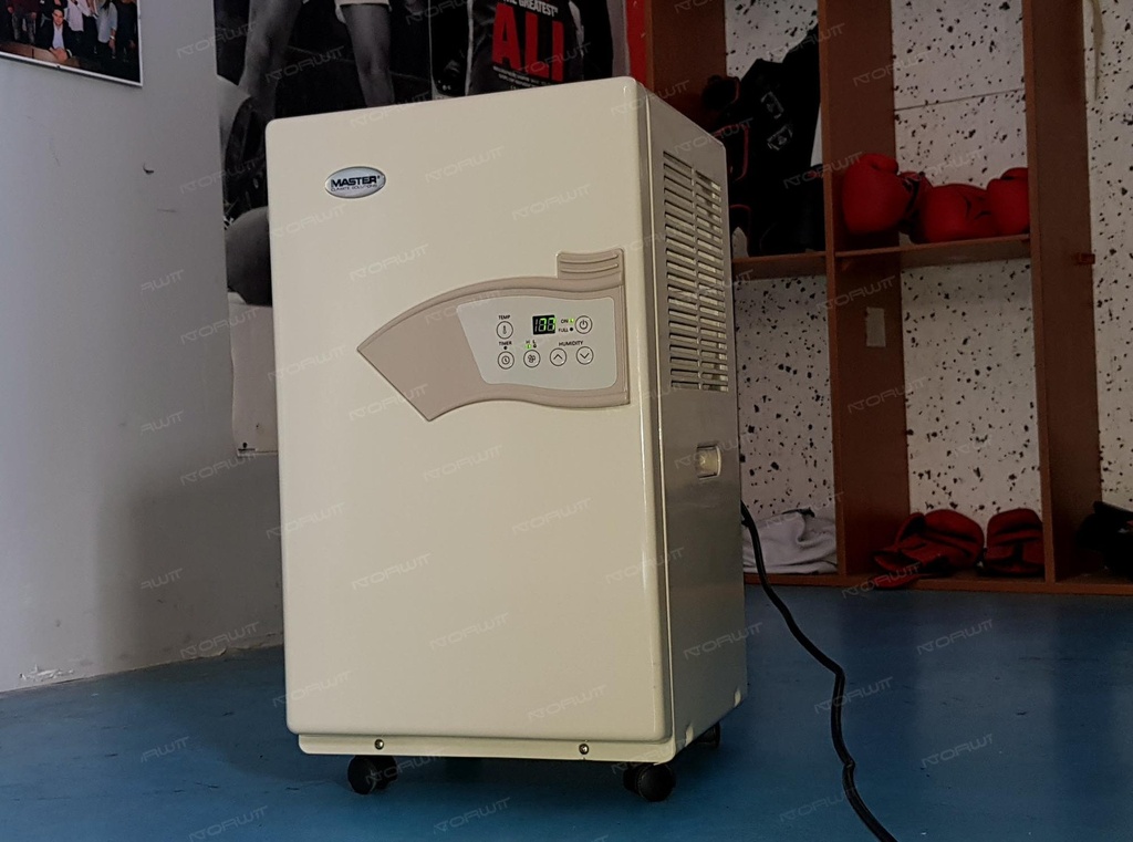 Osuszacz powietrza Master DH 721