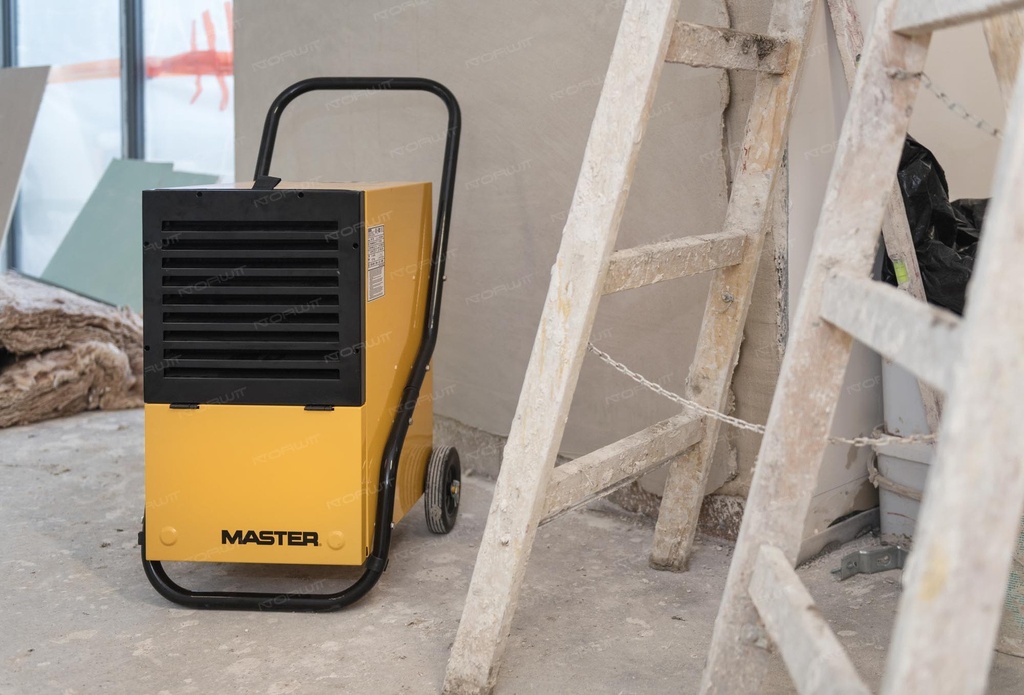 Osuszacz powietrza Master DH 752