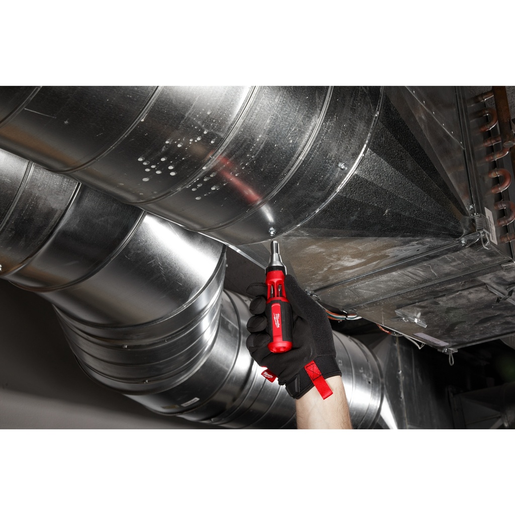 Uniwersalny wkrętak z grzechotką 9 w 1 Milwaukee | 9 in 1 Rat. Multibit Driver-Uni. 1PC